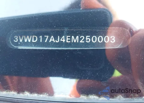 2014 Volkswagen Jetta 1.8T Se из США, поврежденный, VIN 3VWD17AJ4EM250003